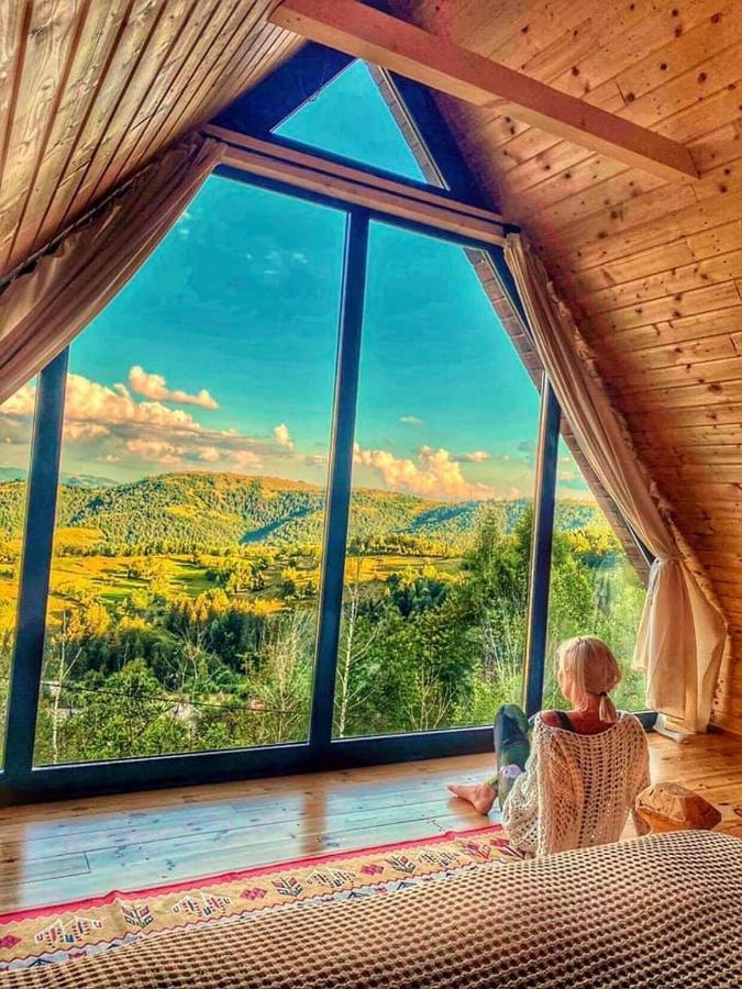La Noi La Munte Villa Matisesti Exteriör bild